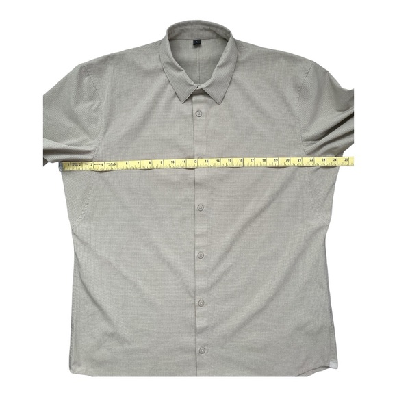 Lululemon Airing Short Sleeve Button Down Shirt, Tan, Size X Large - Picture 3 of 6